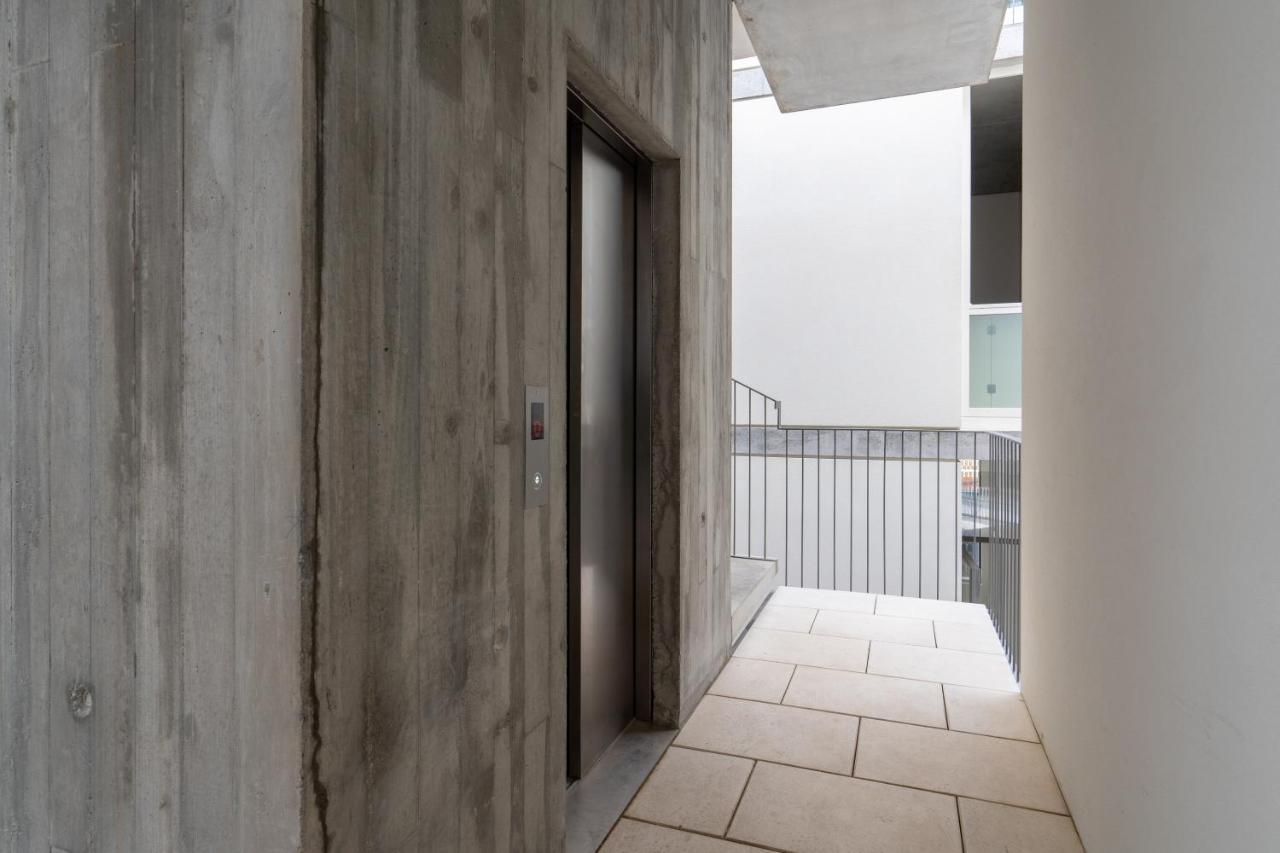 Host Wise - Luxurious Private Flats - Balcony Porto Exterior foto